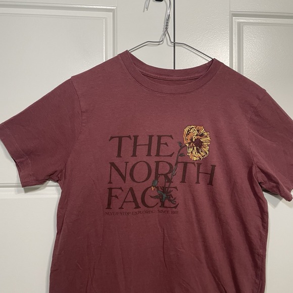 The North Face Small Marrón Womens Short Sleeve‎ T-Shirt - Picture 2 of 8